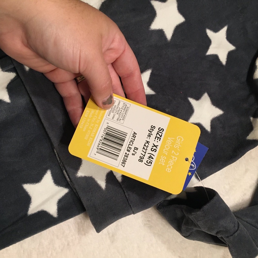 Komar Kids Pajama Set Girls XS 4/5 Navy Blue New Stars Velour Joggers 2pc 283867 - Picture 2 of 2